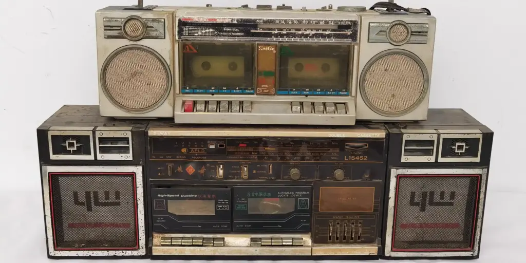 cb history feature 03